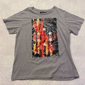 American Flag‎ Gray T shirt by Research & Development XL